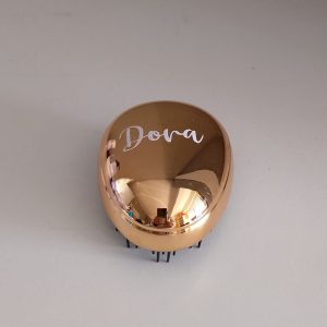 Cepillo con nombre personalizado en vinilo