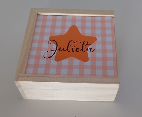 Tres en raya personalizado con nombre Vichy