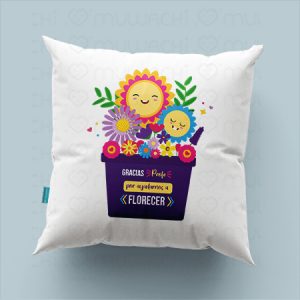 Cojín personalizado profe gracias por ayudarnos a florecer